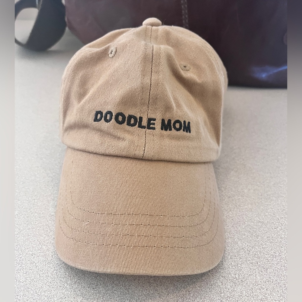 Tan 'Doodle Mom' Baseball Cap